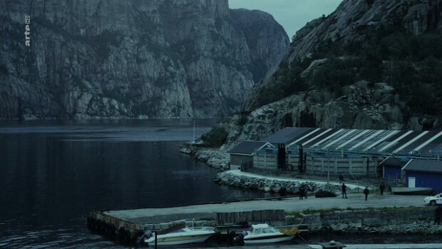 17.10.2020 arte | The Killing III The Killing - 3. Staffel In der letzten Folge der dritten Staffel geht es nach Norwegen. Und eine Szene spielt hier:...