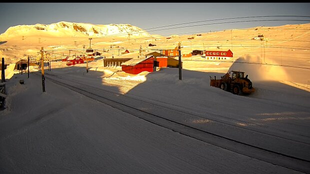 Januar Bilder von der WebCam Finse stasjon .
