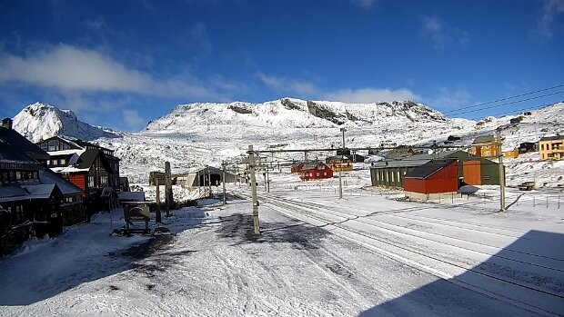 Oktober Bilder von der WebCam Finse stasjon .