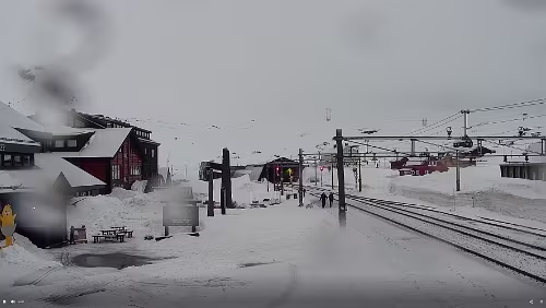 Screenshot 2025-04-13 204632